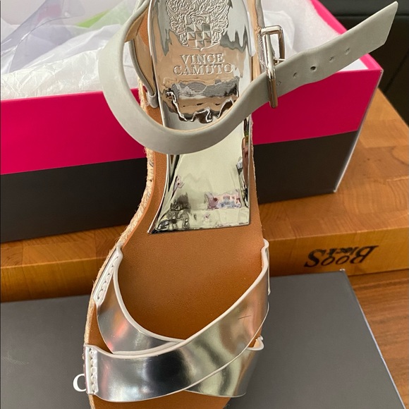 Vince Camuto Silver Sandals - Picture 13 of 14
